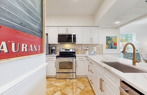 Rosemary Beach Condo | Amazing High Pointe condo with grill, hot tub, pool, tennis & pickleball