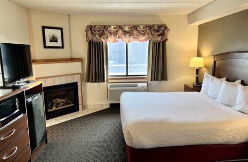 Iowa Falls Hotel | AmericInn by Wyndham Iowa Falls
