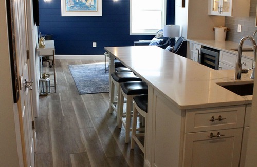 Eastport Condo | Annapolis Condo walking distance to downtown with excellent water view!