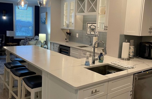 Eastport Condo | Annapolis Condo walking distance to downtown with excellent water view!