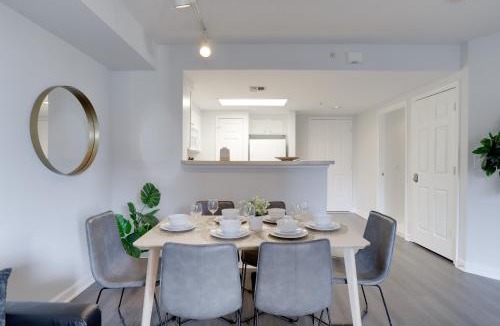 Ballston Apartment | Apartment Just Steps from Ballston Subway Station