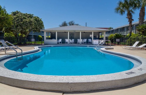 Seagrove Beach Apartment | Apartment ∙ 4 guests