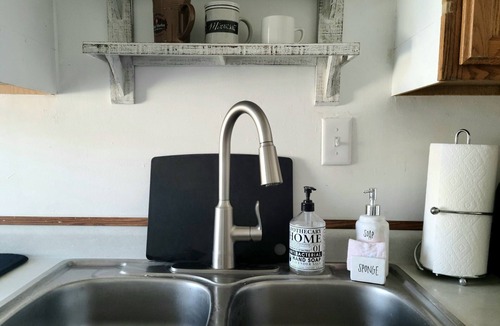 Rochester Cottage | Apple Blossom Cottage | 2 Mi from Mayo Clinic