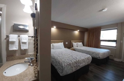 Arnprior Hotel | Arnprior Motor Inn