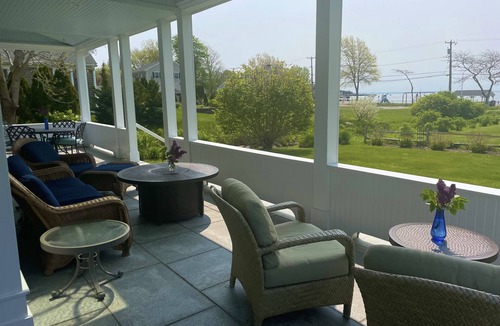 Mattapoisett Center House | August dates AVAILABLE, Wraparound Porch, Waterviews, Walk to beach,4 Ensuites