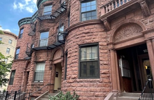 Prudential - St. Botolph Apartment | Back Bay Simple Studio Apartment