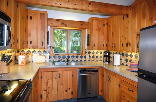 Tuftonboro House | Barber Pole Compound - Perfect for the whole family