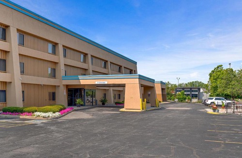 Onalaska Hotel | Baymont by Wyndham La Crosse/Onalaska