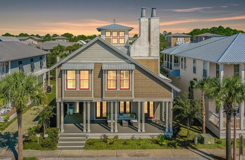 Seacrest Beach House | Beach Bike Cottage