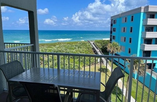 Stuart Condo | Beachfront! 3rd Floor Corner Unit, Enjoy Sunrise to Sunset