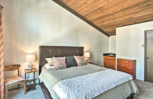 Breckenridge House | Beautiful Breck Townhome w/Pool: 1 Mi to Main St!