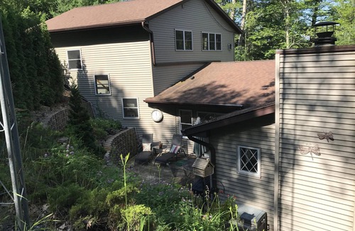 Mountain House | Beautiful Northwoods Lakefront Home!