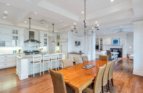 North Sea House | Beautiful Southampton Waterfront Home with pool and private steps to the beach!