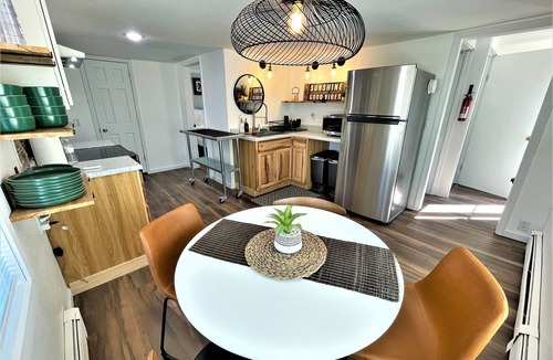 Winter Cottage | Beautiful sunsets, water access, close to trails, Wi-Fi, sml dogs
