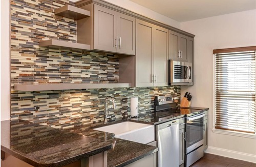 Braselton Hotel | Beautiful Villa Perfect for Southern Escapes Near Duluth – 35 Minutes Away