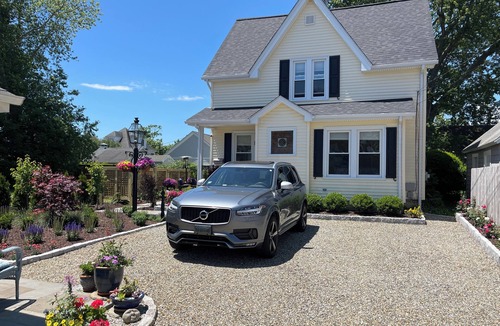 Mystic House | Beautifully Restored 1890’s House in beautiful downtown Mystic. 2 bed & 2 baths.