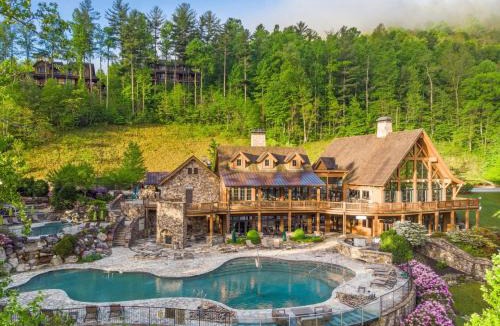 Bear Lake Reserve House | Best of Bear Lake- Pool- Golf- Lake and Mtn Views