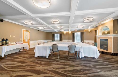 Manchester Hotel | Best Western PLUS Executive Court Inn & Conference Center