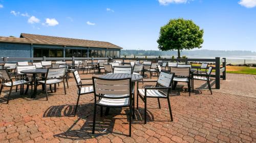 Silverdale Hotel | Best Western Plus Silverdale Beach Hotel