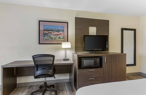 Superstition Springs Hotel | Best Western Superstition Springs Inn