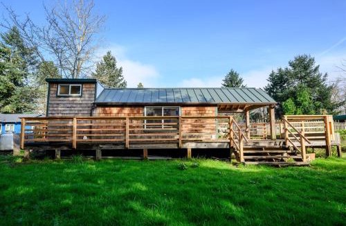 Central Oregon House | Birdhouse country living close to everything