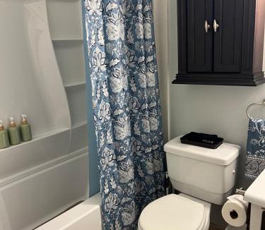 Dacula Villa | Blue Haven Dacula- Cozy Large Home in Quiet Dacula