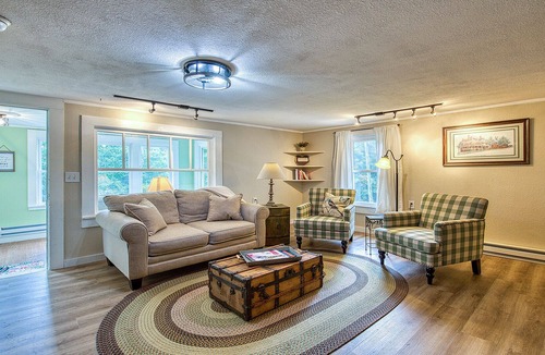 Sylva Cabin | Blue Ridge Parkway, Cherokee, Waynesville