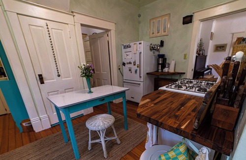 Vermillion House | Bohemian 3-bedroom house with private yard in charming neighborhood