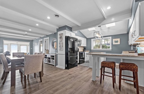 Reedville Cottage | Brand New Cottage with Private Beach and Breathtaking Views!