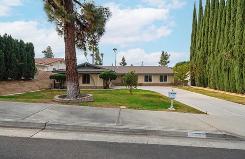 Estates at Canyon Crest House | Bright, Spacious Home with Large Yard and Patio Views