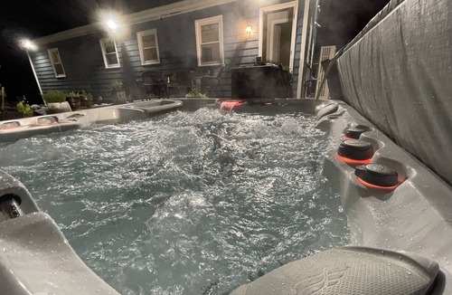 Bristol House | Bristol Sweet Spot: hot tub, king bed, walk or bike to town and beaches.