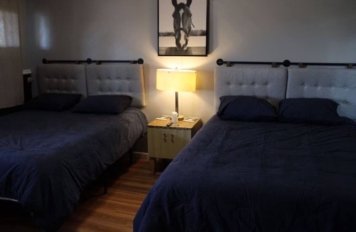 Random Lake Hotel | Budget Room in Peaceful Area Near Washington County Fairgrounds + BBQ Spot