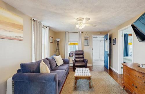Old Orchard Beach House | Cabin at the Beach