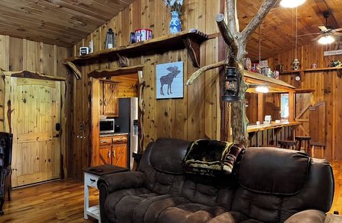 Ponce De Leon House | Cabin Creek Ranch/Experience the Country! Silver Dollar City, Branson and more.