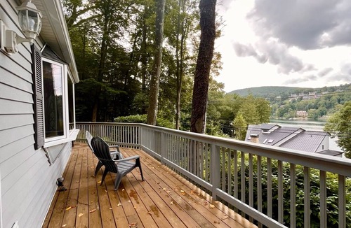 New Milford Cottage | Candlewood Lake Retreat with year round views