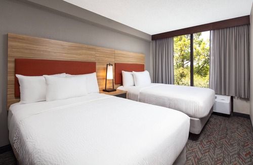 Crestline Heights Hotel | Candlewood Suites Birmingham - Inverness by IHG