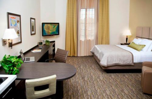Brighton Hotel | Candlewood Suites - Brighton by IHG