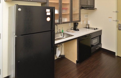 Eugene Hotel | Candlewood Suites Eugene Springfield by IHG