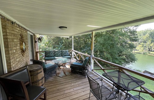 Sparta Cottage | Caney Fork River Cottage. Sparta, TN. Fall Creek Falls, Kayaking, Fishing, Relax