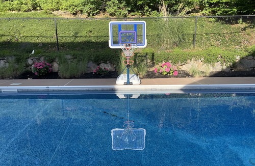 Mashpee House | Cape House with Pool