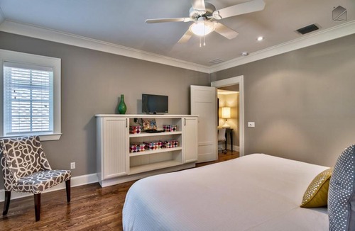 WaterSound West Beach House | Captain's Cottage
