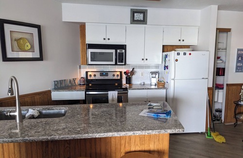 Gypsum Condo | Catawba Island Come Sail Away Condo with Boat Slip right off your deck.