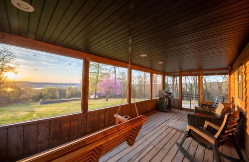 Deepwater House | Cedar Ridge