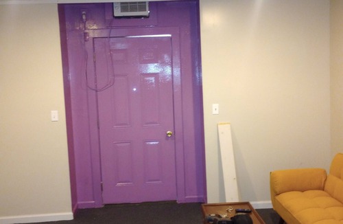 Fairfield Apartment | Central Perk 1-bedroom apartment in delightful Fairfield with WiFi, AC