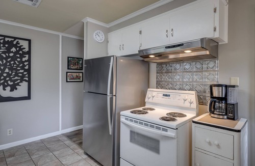 West Monroe House | Centrally located. Charming brick home. Quiet neighborhood.
