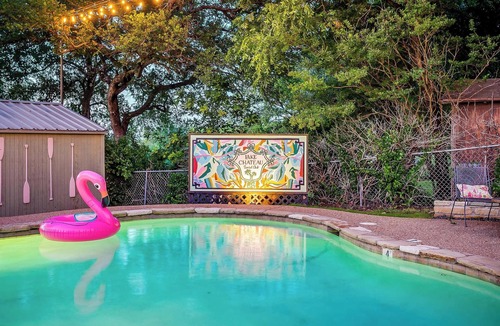 Dennis House | Château Lakefront | Pool, Hot Tub, Sleeps 18