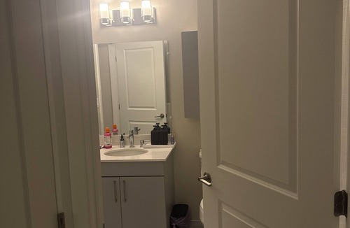 Central Business District House | Charming 1-bedroom house with AC in peaceful Worcester