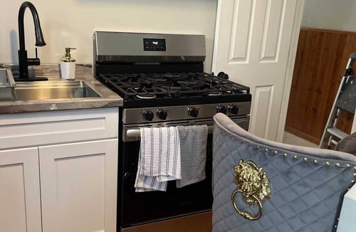 Orchard Park House | Charming 1-bedroom house in fabulous Hamburg