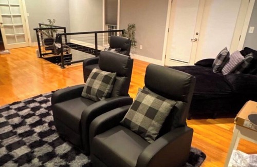 Groveton House | Charming 1-bedroom shared house w/private bathroom - working station included