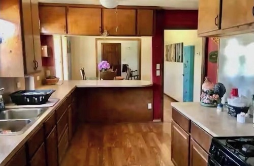 Coleman House | Charming 2-bedroom house in Coleman with AC and WiFi. Sleeps 6 & no pets.